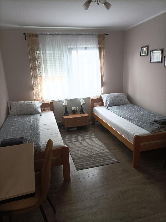 Ariana * Kragujevac